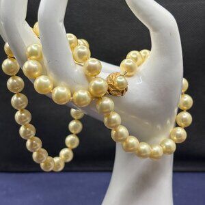 Vintage Majorica Pearl Necklace 22" Timeless Elegance From Spain 9mm Silk Knots